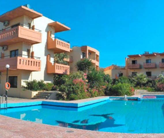 Aparthotel Ekavi 2*
