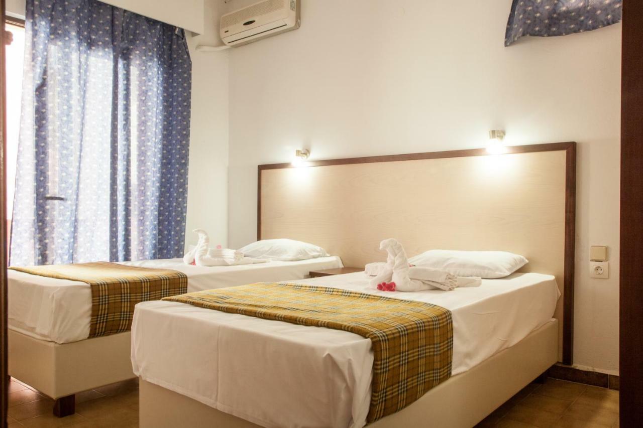 Ekavi Aparthotel 2*