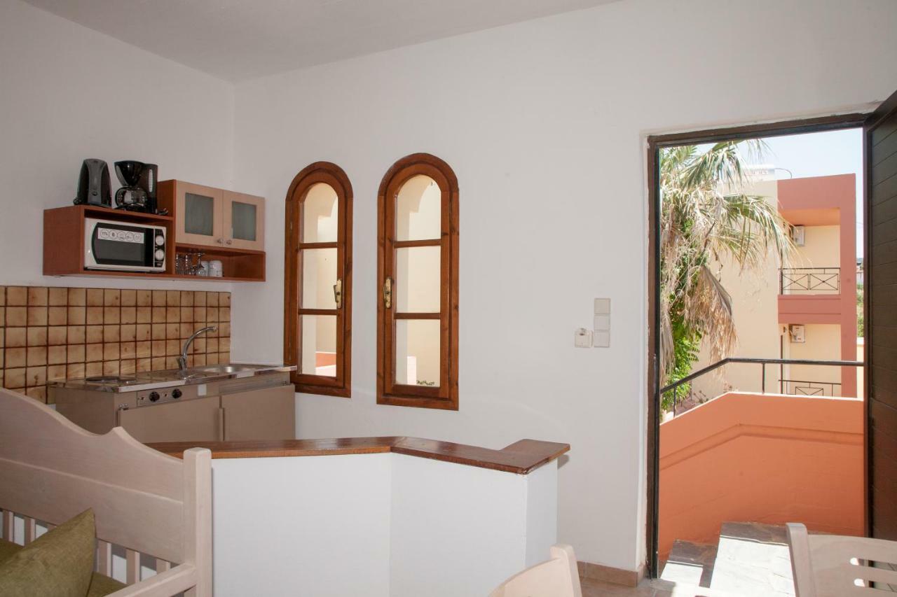 Aparthotel Ekavi Agia Marina