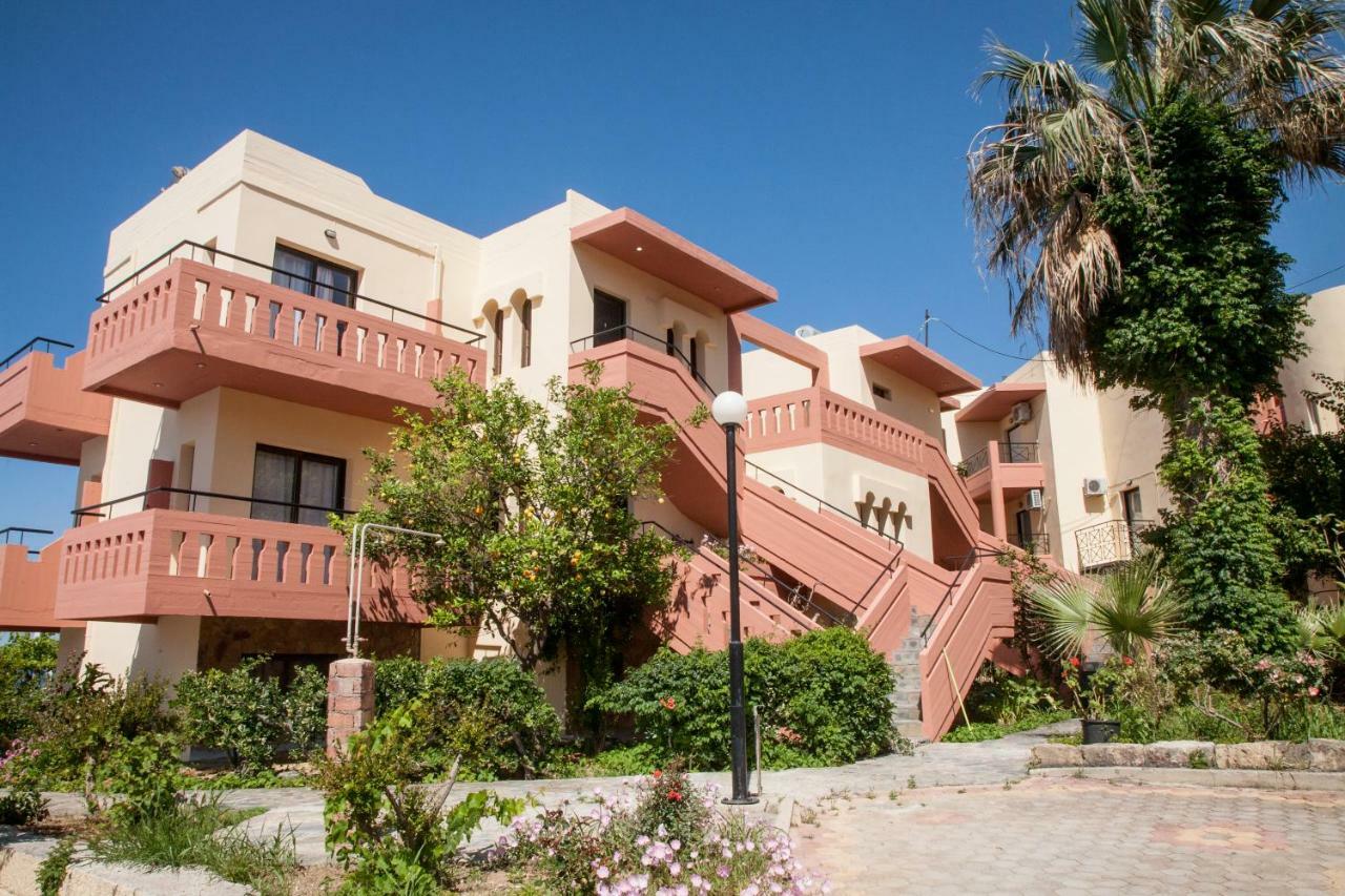 Ekavi Aparthotel Agia Marina (Crete)